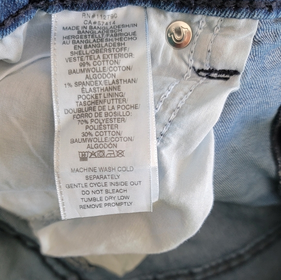 True Religion "Rocco" Shorts - Picture 4 of 4